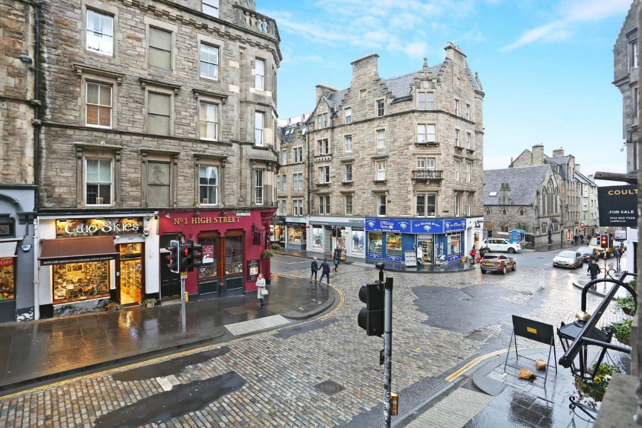 Joivy Elegant Home At The Heart Of The Royal Mile Edinburgh Bagian luar foto